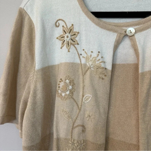 Alfred Dunner Women’s Short Sleeve Brown & White Floral Sweater Size XL GUC - Picture 3 of 8